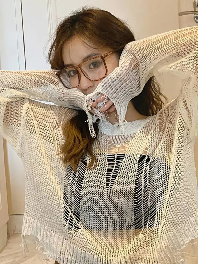 Hollow Out Hole Broken Sweater Women Destroyed Ripped Sweater Pullover Gothic Streetwear Punk Long Sleeve Tops 240812