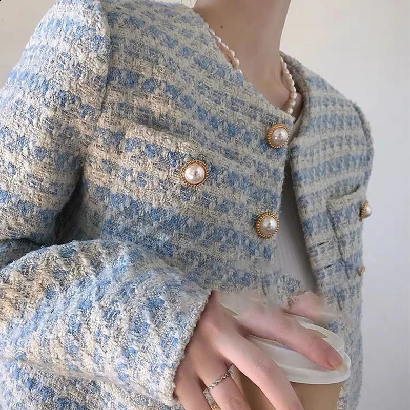 Rimocy Elegant Pearls Buttons Crop Jacket Women Korean Fashion Round Neck Tweed Coat Womans Pockets Chic Short Coats Female 240812