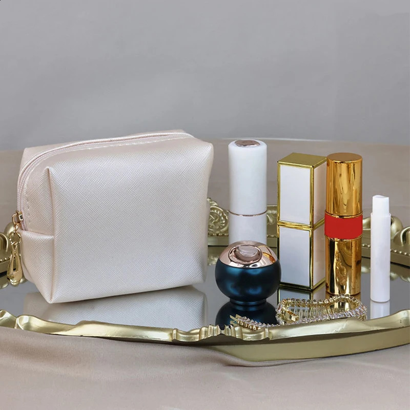 Mini Makeup Bag for Purse PU Cosmetic Waterproof Toiletry Traveling Bags Lipstick Pouch Storage Cases 240812