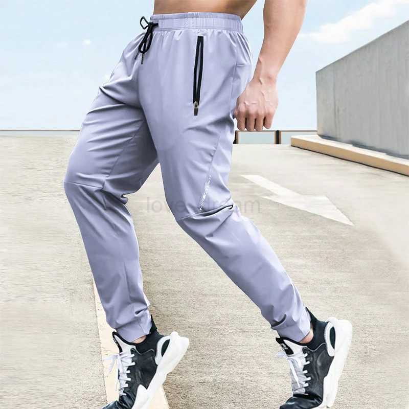 Summer Mens Stretch Sweatpants Elastic Waist Jogger Mens Pants Outdoor Training Fitness Breathable Pants Mens Casual PantsXJ240813