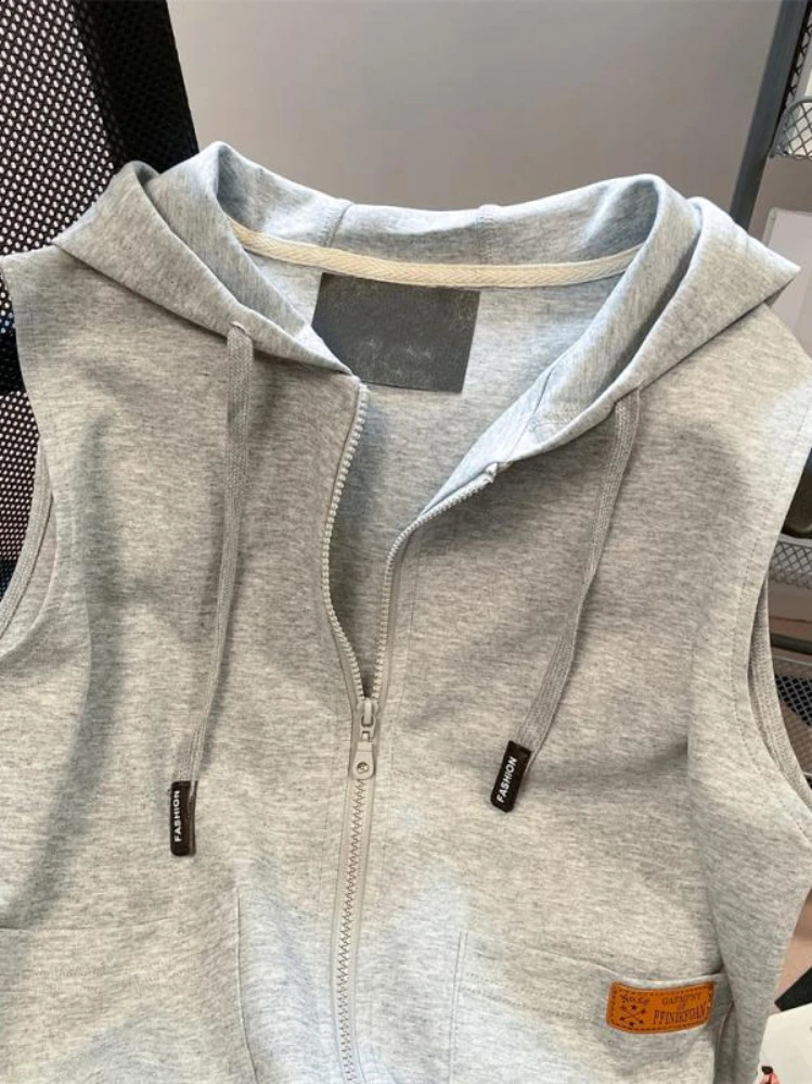 Preppy Style Hoodies Solid Color Pockets Zipper Sleeveless Vests Sweatshirts Simple Plus Size All Match Vintage Women Clothing 240812