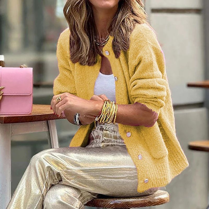 Fashionable womens cardigan casual loose single chest long sleeved elegant office commuting knitted sweater 240812