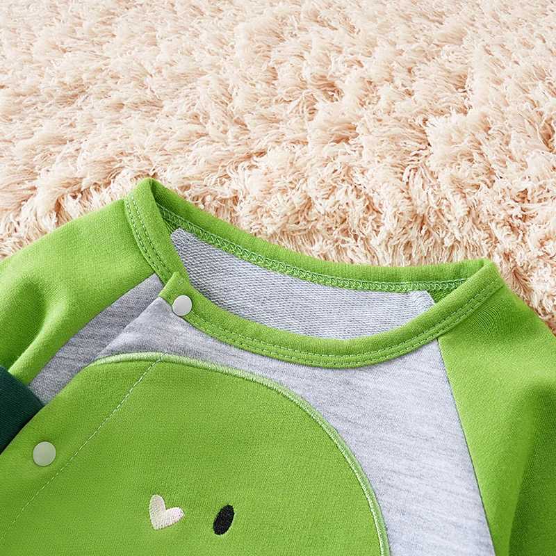 Newborn boy girl toddler clothing jumpsuit casual cute cartoon dinosaur spring and autumn green long sleeved baby jumpsuit W240812