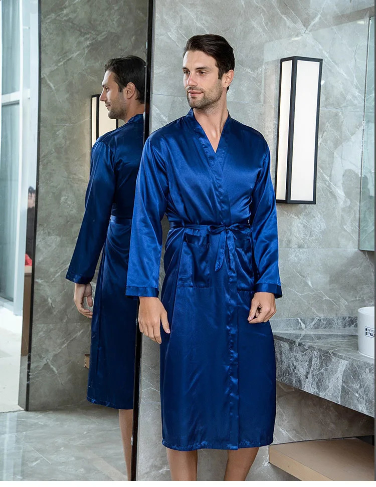 Solid Black Groomsman Robe Men Silk Satin Robe Summer Casual Sleepwear V-Neck Kimono Yukata Bathrobe Gown Size S M L XL XXL 240812