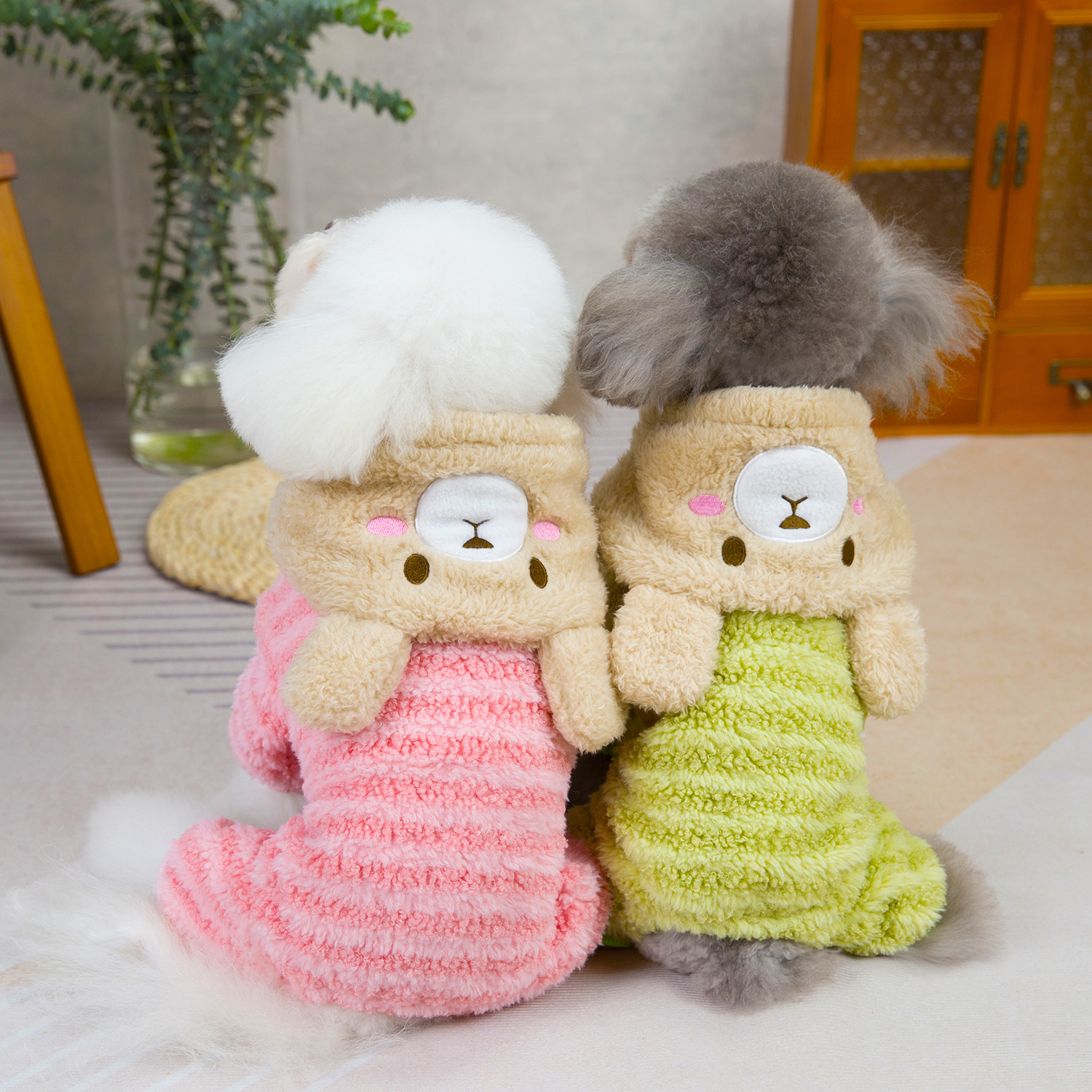 New Pet Clothing Autumn/Winter Cat Sweater New Dog Warm Double-sided Fleece Rainbow Bear Striped Fleece