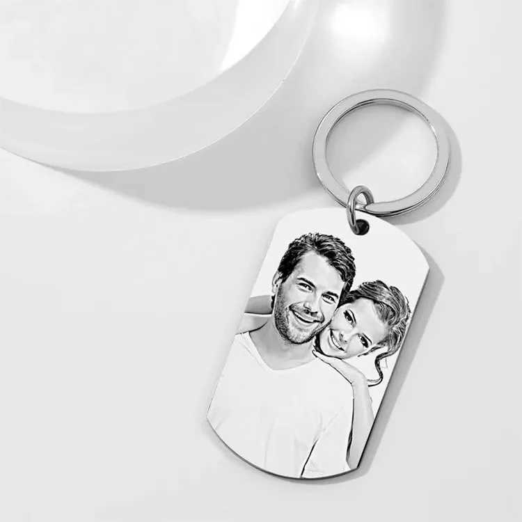 Personalized photo keychain stainless steel laser engraving customized name date car keychain mens DIY gift W240808