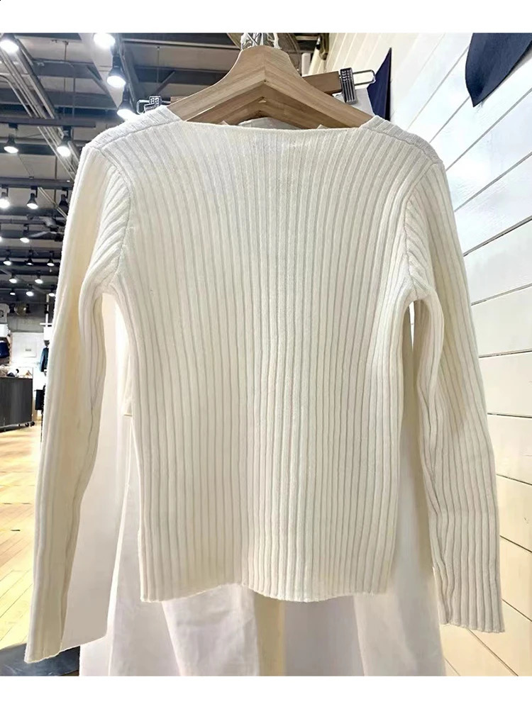Vintage Solid Knit Long Sleeve Sweaters Women Autumn Sweet V Neck Short Slim Y2k Tops Ladies Harajuku Cute Cotton Sweater 240812