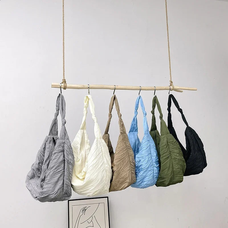 Fashion Nylon Shoulder Bag Women Simple Portable Travel Handbag Tote Large Capacity Composite Crossbody Female Daily 240812