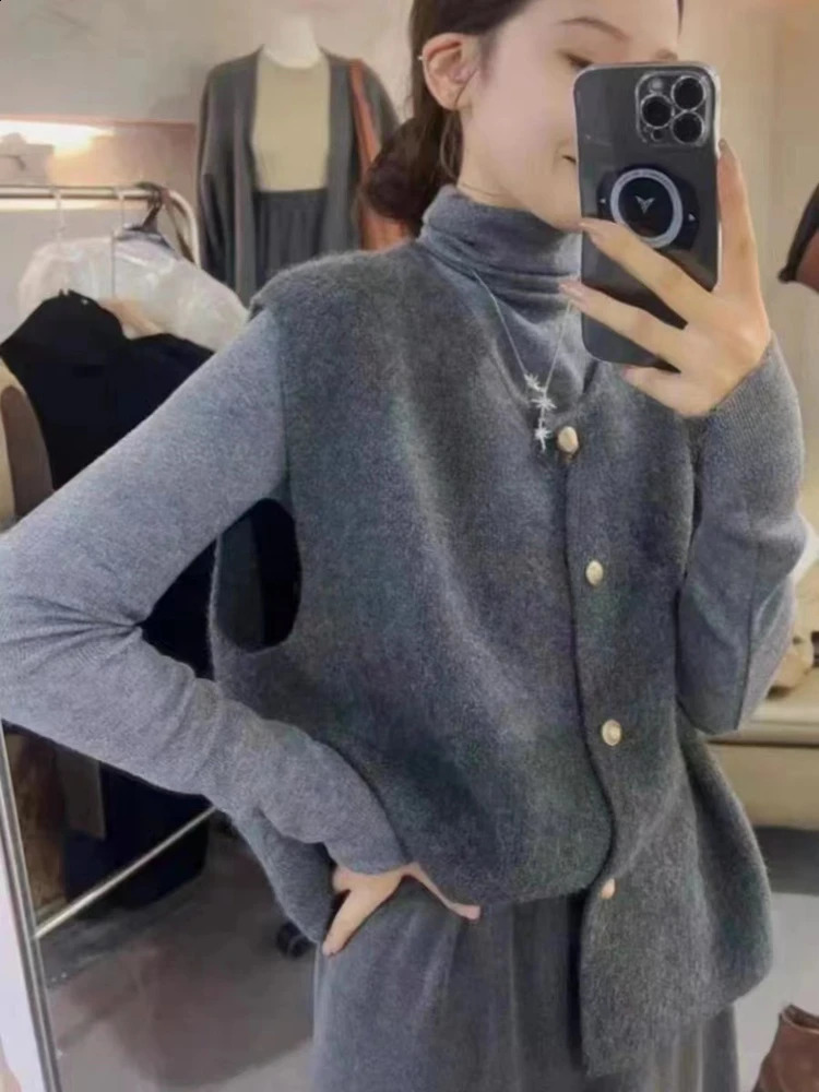 Colorfaith SWV9253JX Chic Preppy Style Wild Elegant Lady Waistcoat Knitted Vintage Women Autumn Winter Sweater Vests 240812