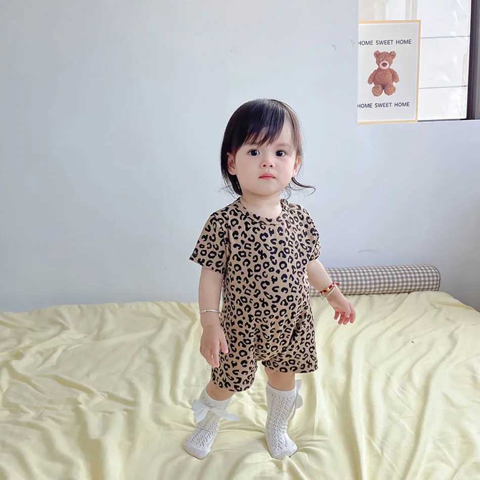 Newborn baby boy and girl clothing summer cute leopard print jumpsuit sweet cotton jumpsuit short sleeved baby clothing 0-24M W240812