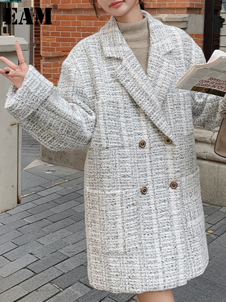 EAM White Tweed Big Size Long Blazer Women Lapel Long Sleeve Loose Fit Jacket Fashion Spring Autumn 30A2119 240812
