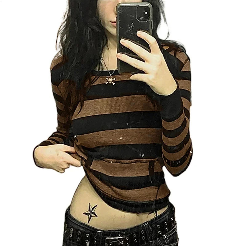 Allukasa Hoodie Women Sweatshirt Top with Pocket Goth Hip Hop Hooded Long-sleeved Tops Harajuku Clothes Punk Style Streetwear 240812