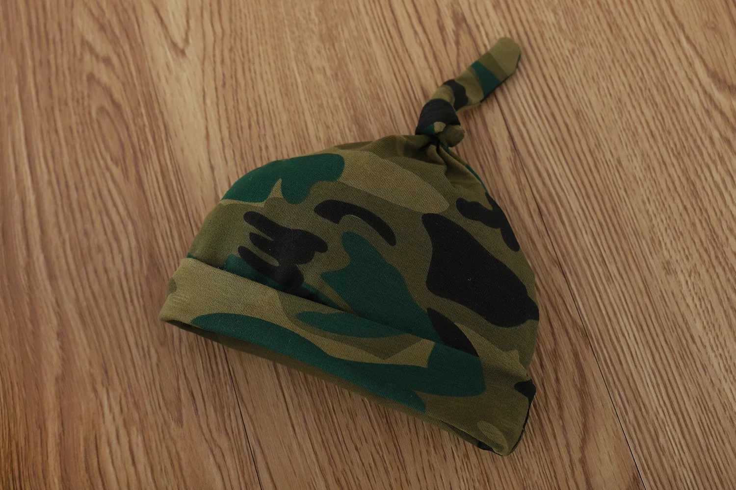 Spring and autumn newborn baby girl boy jumpsuit Army green letter printed long sleeved jumpsuit baby clothing set baby and toddler clothing W240812