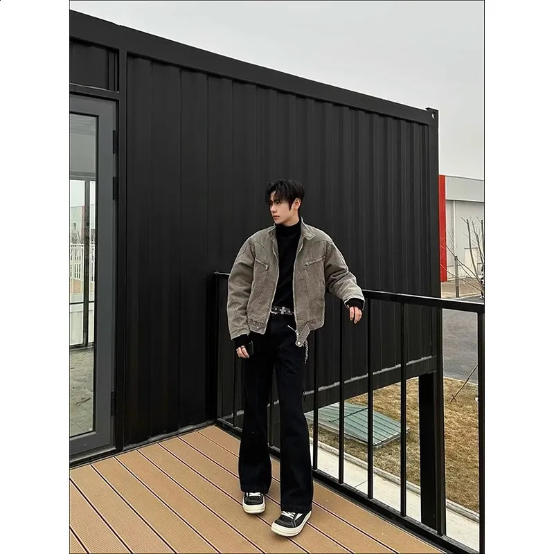 Autumn Washed Short Denim Coat Mens HighGrade Jacket Workwear 240813