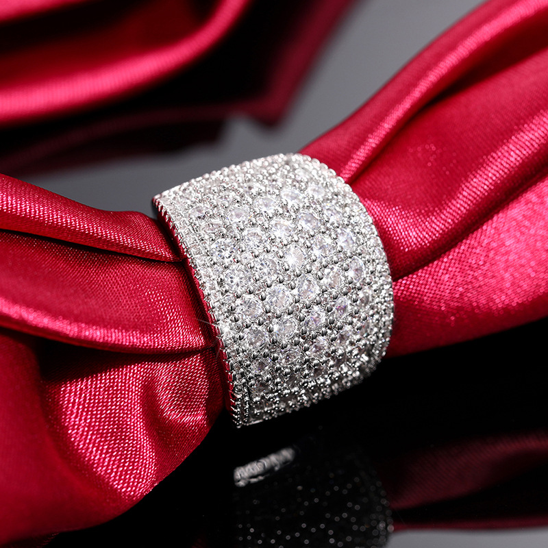 Ins Top Sell Sparkling Wedding Rings Luxury Jewelry 925 Sterling Silver Fill Pave White Sapphire CZ Diamond Party Gorgeous Eternity Women Engagement B