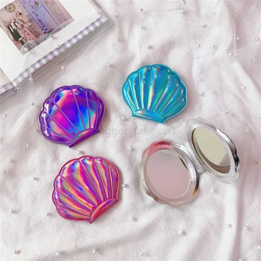 Double Sided Mini Folding Makeup Mirror Portable 2-Face Square Cosmetic Mirror Compact Pockets Mirror for Traveling Womens GiftsXJ240813