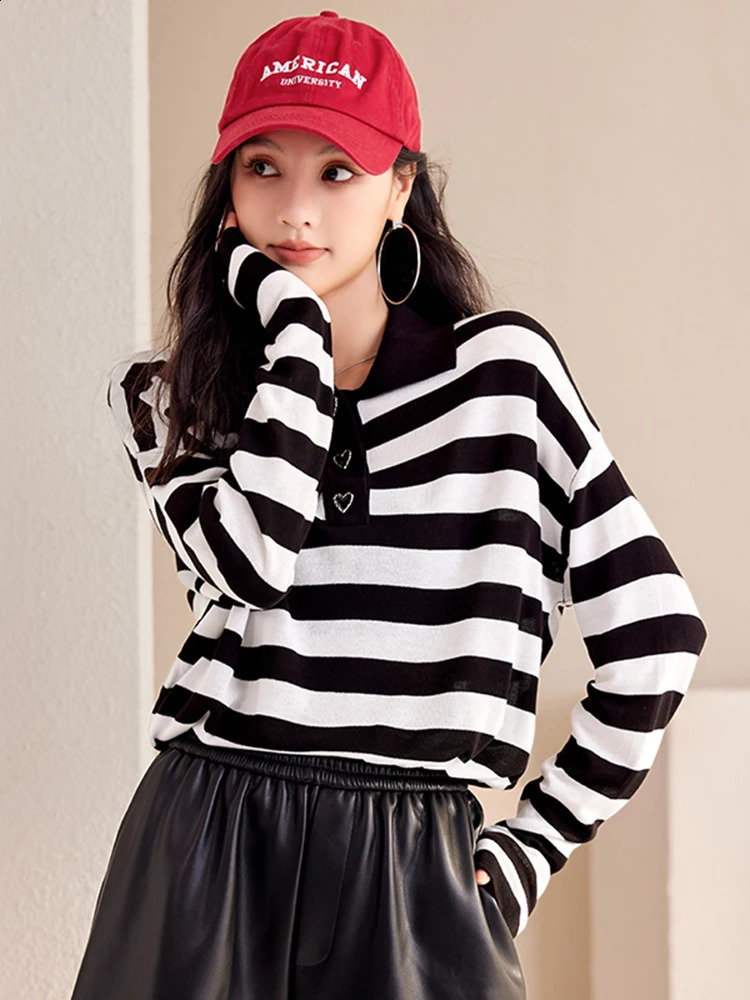 Womens autumn style lapel and floral knit top fashionable commuting striped sweater casual long sleeved 240812