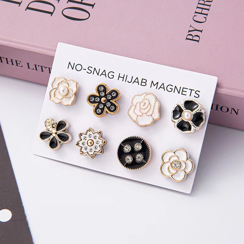 Black and white series magnetic buckle scarf buckle collar clip magnetic suction buckle brooch scarf shawl fixed anti light magnetic buckle