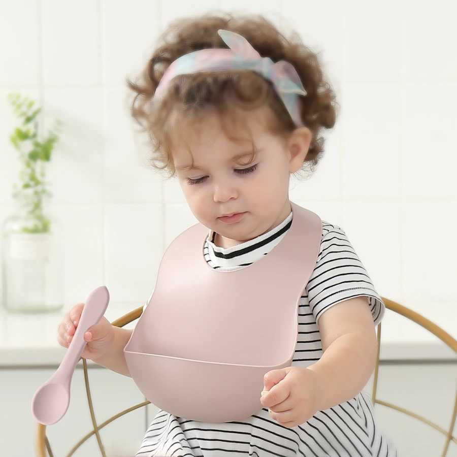 Bibs Burp Cloths Personalized Name Silicone Baby Bibs Waterproof Bib Solid Color Adjustment Saliva Towel Childrens Burp Cloths Baby AccessoriesL4812
