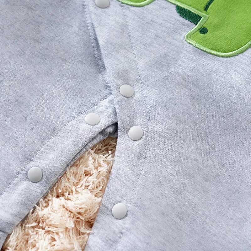 Newborn boy girl toddler clothing jumpsuit casual cute cartoon dinosaur spring and autumn green long sleeved baby jumpsuit W240812
