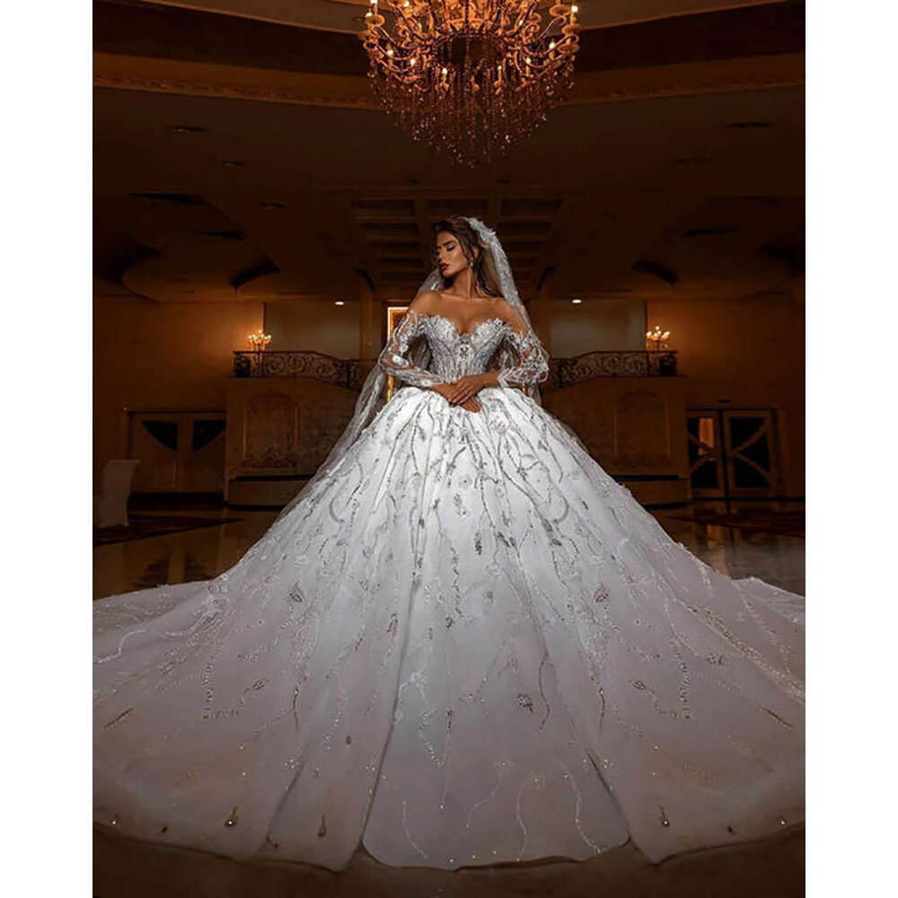 Exquisite Ball Gown Wedding Dresses Appliques Sequins Lace Bridal Gowns Strapless Big Vestidos De Novia Custom Size Colour