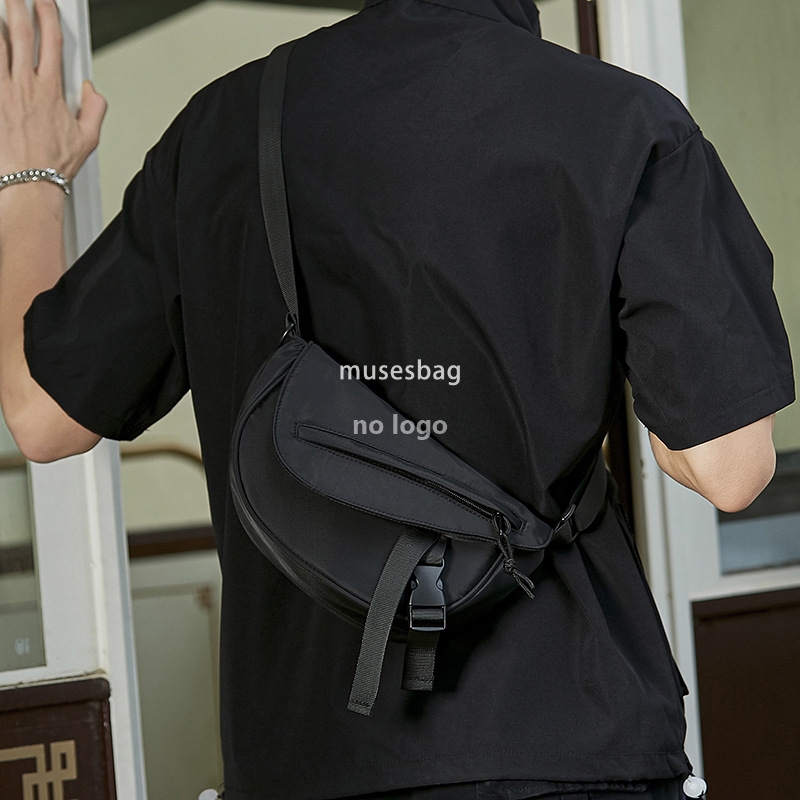 Crossbody bag male ins fashion small bag single shoulder bag fashion brand day cross bag students simple casual small backpack men