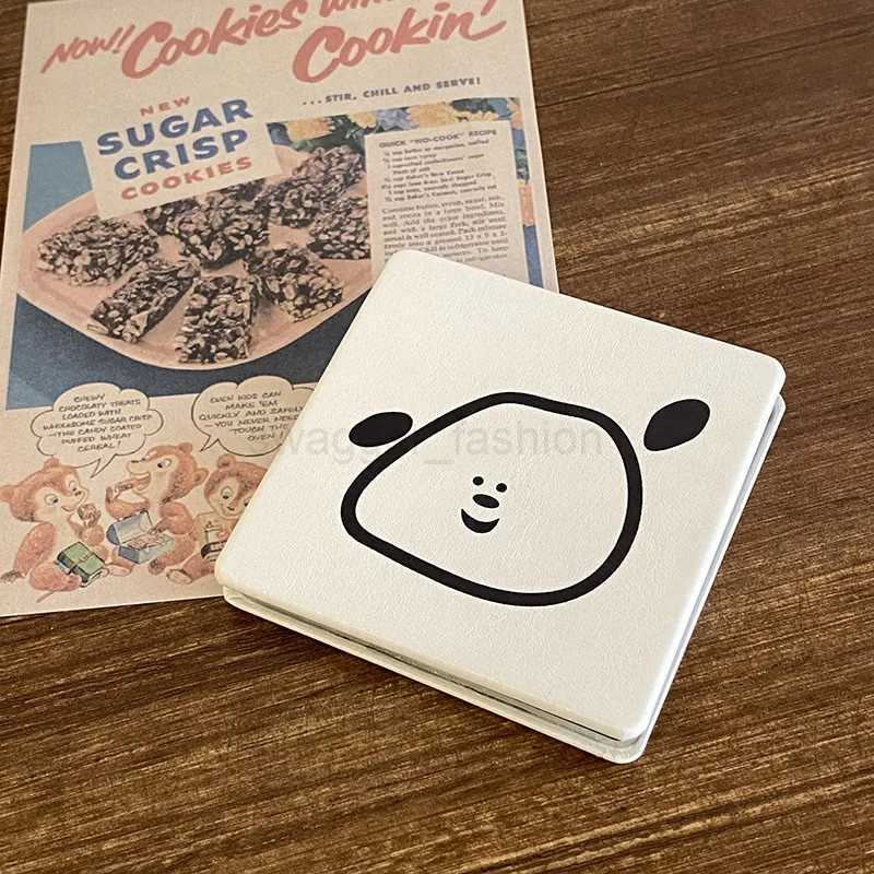 Shiny Quicksand Makeup Mirror Portable Magnifying Hand Square Makeup Standing Vanity Foldable Pocket Mirror Cute Compact GirlsXJ240813