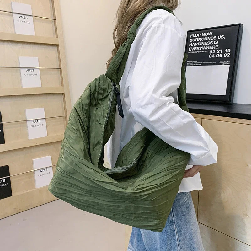 Fashion Nylon Shoulder Bag Women Simple Portable Travel Handbag Tote Large Capacity Composite Crossbody Female Daily 240812
