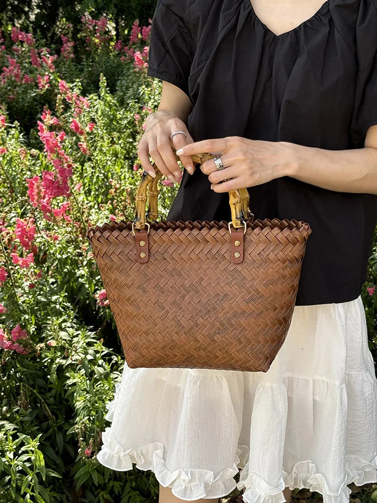 Summer Fashion Womens Straw Shoulder Bag Retro Rattan Female Bamboo Handle Basket Bags Hand Woven Beach Handbags Seaside Tote 240813