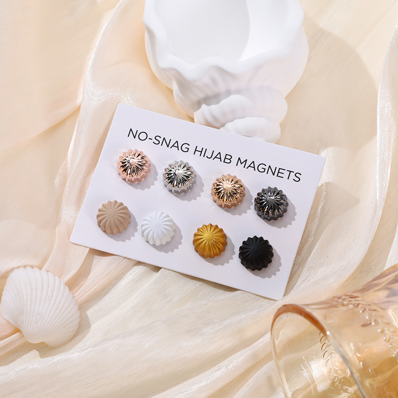 Sunflower magnetic buckle scarf buckle collar clip magnetic suction buckle brooch scarf shawl fixed anti light magnetic buckle