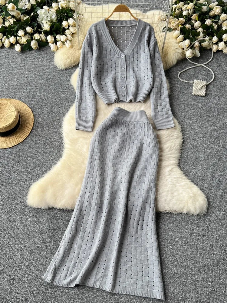 Autumn Hollow Grid Vneck Knitted Skiing Suit Versatile Long Sleeve Open Sweater Womens Midi Two Piece Set 240809