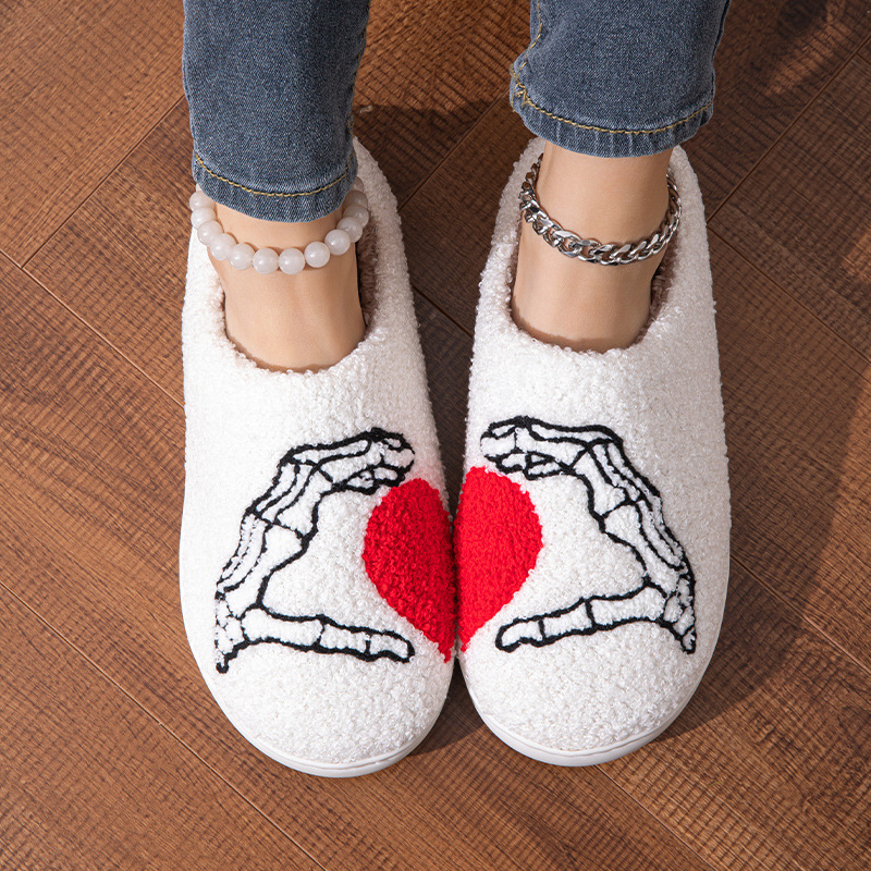 New designer indoor slippers for Valentine's Day TEMU cotton home love slippers outdoor casual cotton cushioned shoes