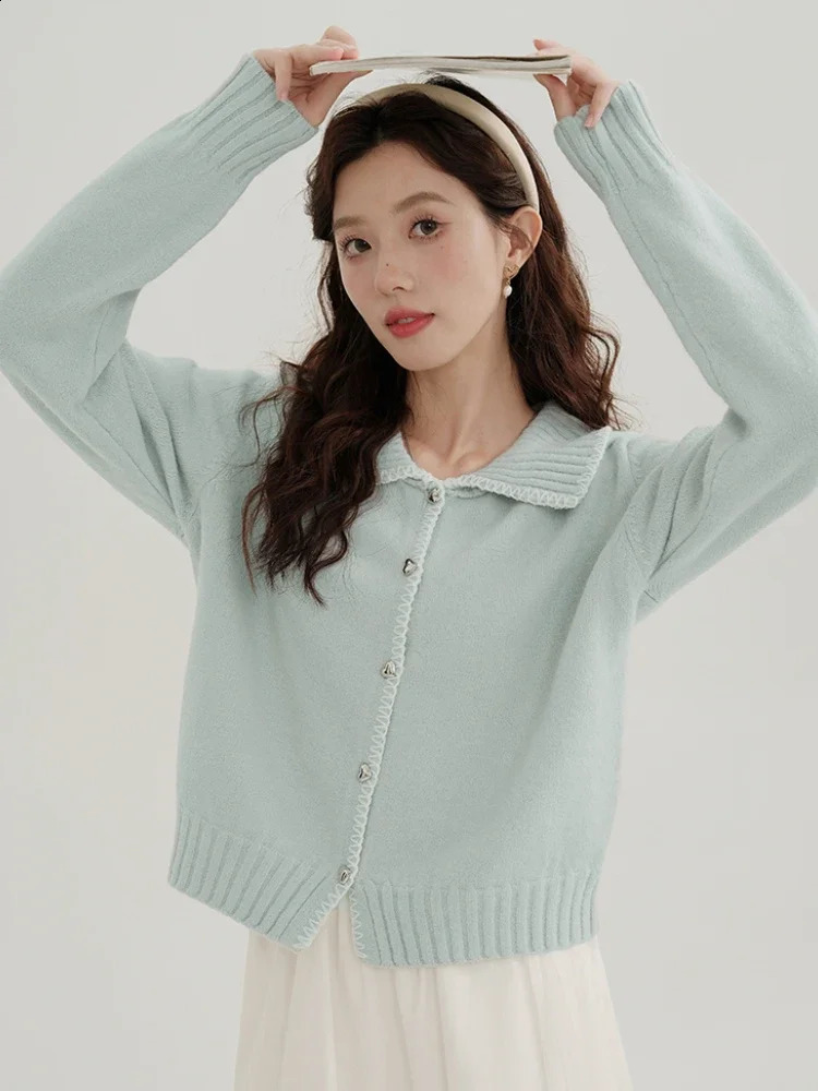 White Sweater Cardigan for Women Autumn Sweet Korean Preppy Style Knitted Top Peter Pan Collar Long Sleeve Cardigan 240812