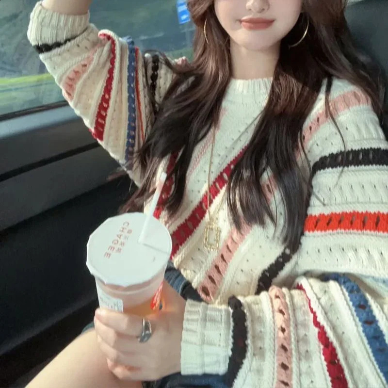 Rainbow striped long sleeves knitted sweater for womens spring autumn hook flower hollowed out round neck short sweater top 240812