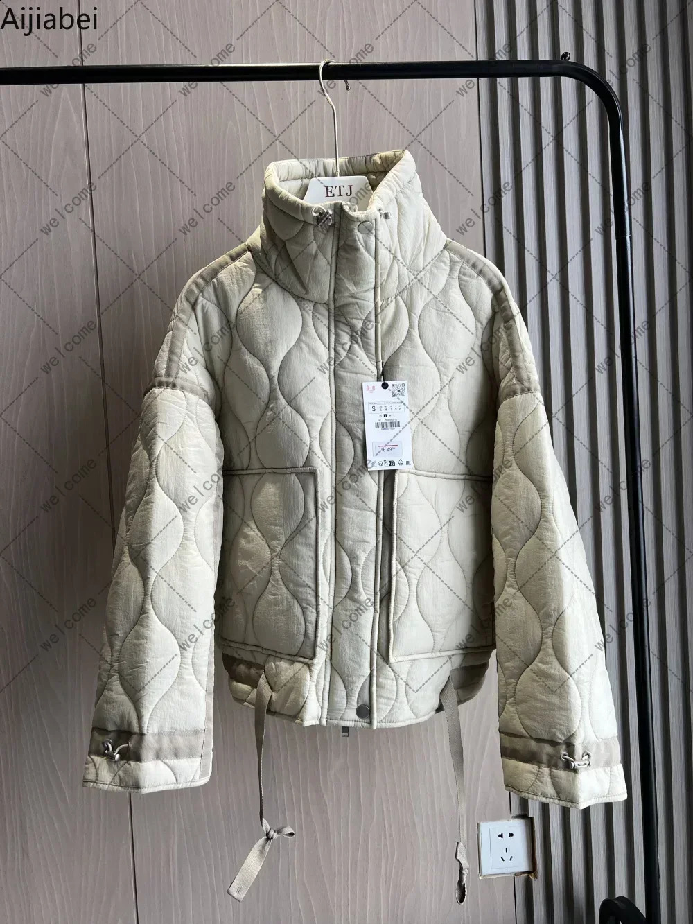 Quilted coat for women beige drawstring high neck pocket clip cotton jacket y240812