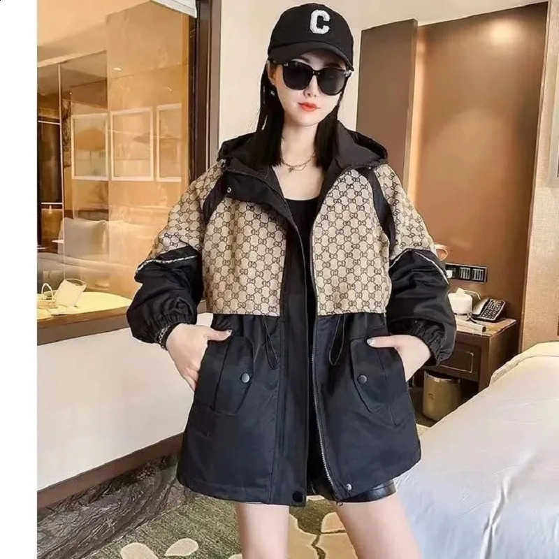 Womens Hooded Trench Coat Workwear Jacket Korean Loose Windbreaker Female Casual Outerwear Large Size Spring Autumn 240812