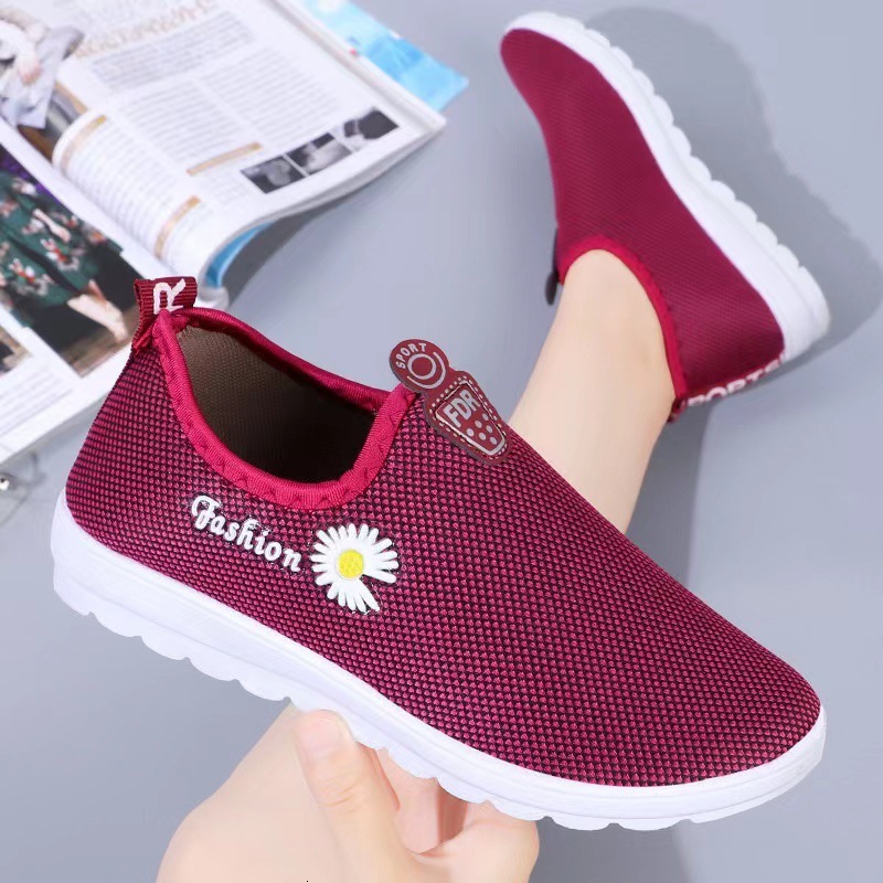 Ddmysports Walking Old Beijing Cloth Women S Mother Mesh Flat Casual Shoes Walking Outdoor Shoes
