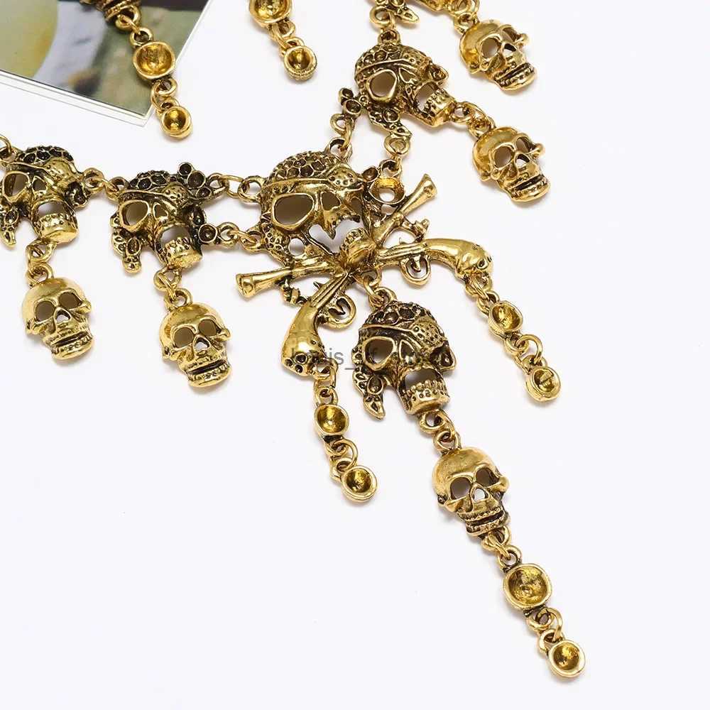 Pendant Necklaces Halloween Jewelry Set Declaration Retro Pirate Skeleton Necklace Mens Rhinestone Bicycle Gothic Punk H240813