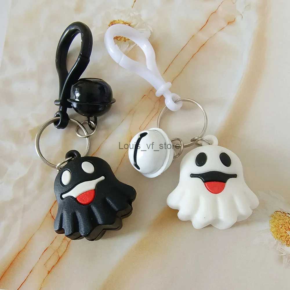 Keychains Lanyards Cute Skeleton Keychain Cartoon Pumpkin Bat Sile Doll Girl Boy Backpack Pendant Halloween Accessories Gift H240813