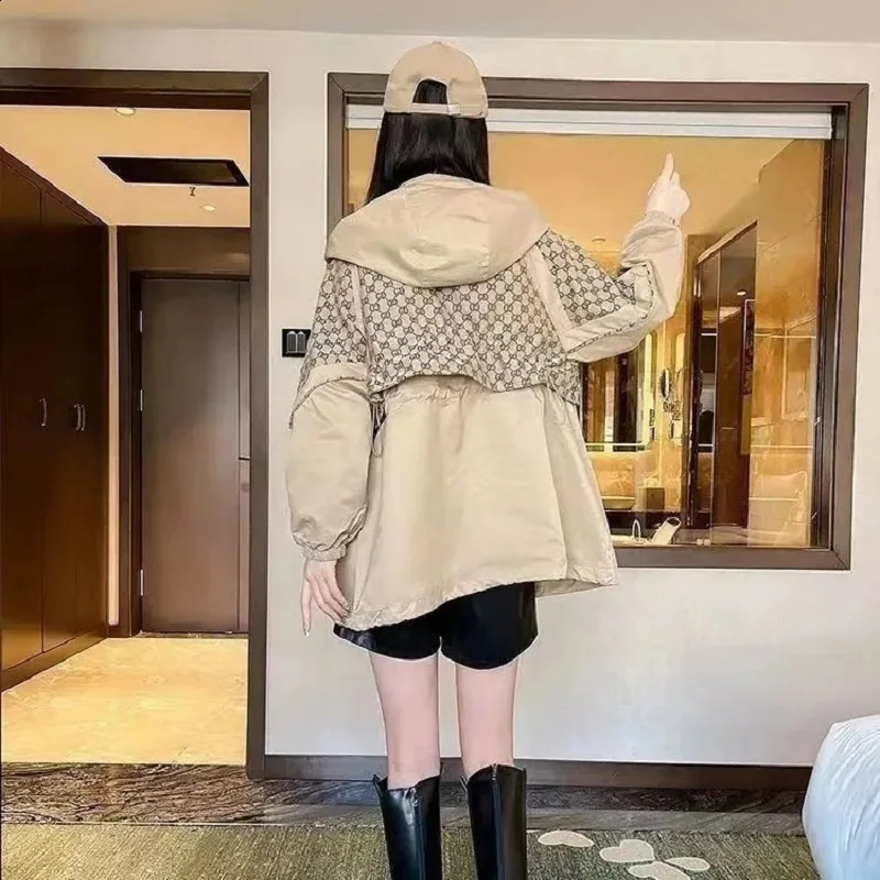 Womens Hooded Trench Coat Workwear Jacket Korean Loose Windbreaker Female Casual Outerwear Large Size Spring Autumn 240812