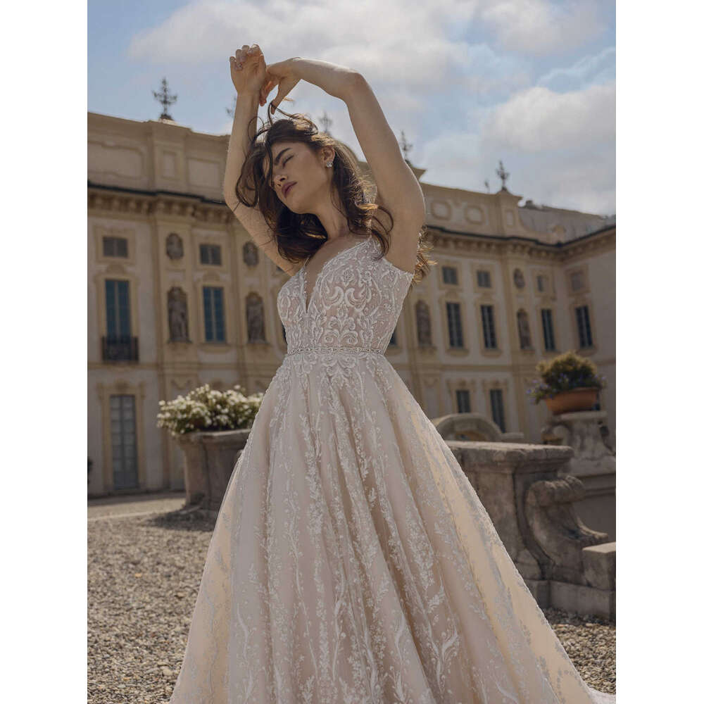 A Elegant E Gown Wedding Dresses Sleeveless Lace Sweep Train Bridal Gowns Big Vestidos De Novia Custom Size Colour s