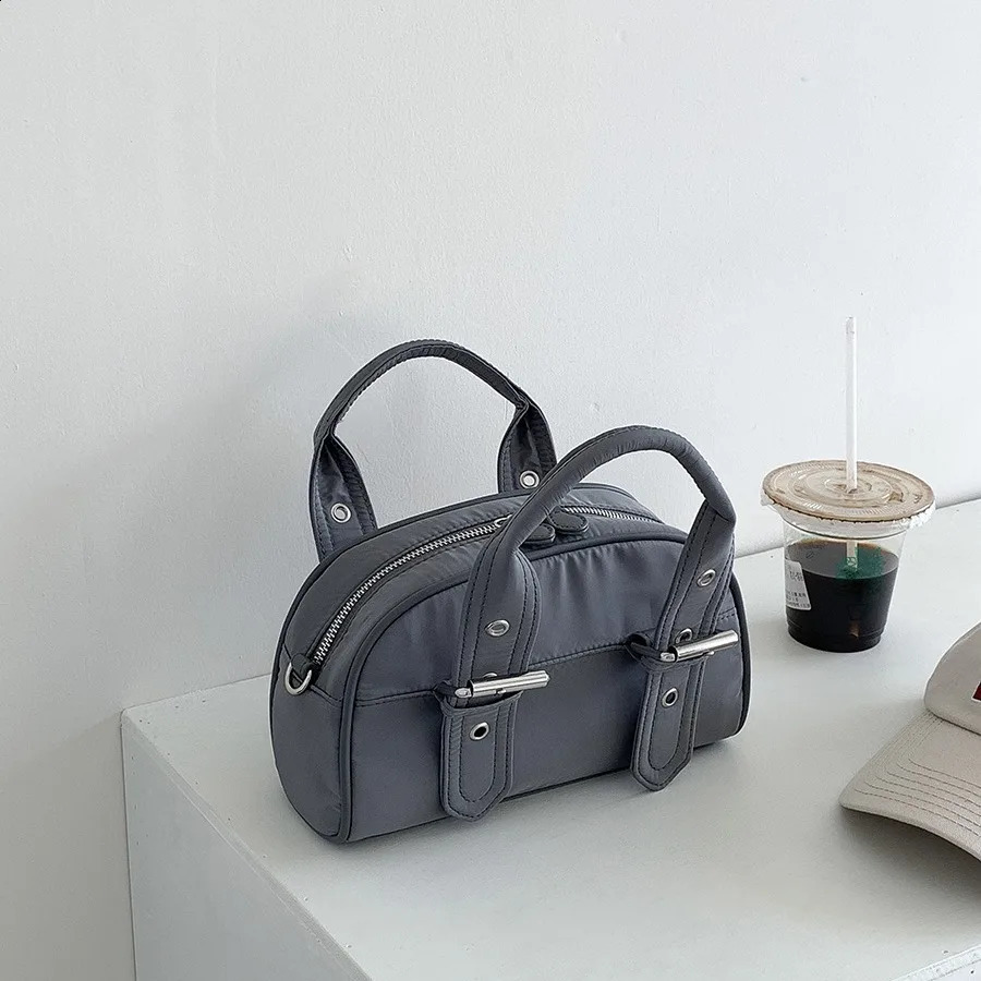 Casual nylon wallet and handbag fashionable mini Boston bag womens highquality shoulder cross body small phone flip clutch 240813