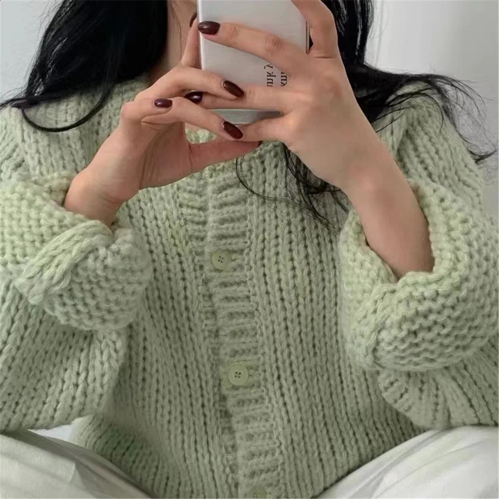 Autumn Winter Outerwear Korean Preppy Style Cardigan Sweater Ladies White Candy Color Fashion Soft Knit Jacket Womens 240812