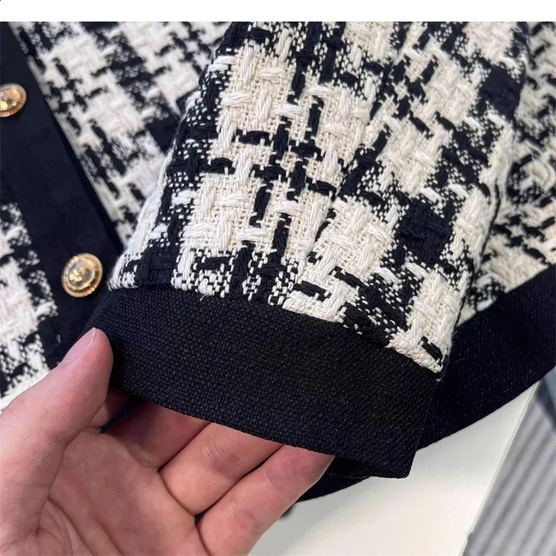 High Quality French Vintage Small Fragrance Tweed Jacket Coat Womens Spring Autumn Casual Fried Street Short Coat Plaid Outwear 240812