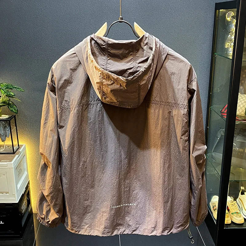 Summer UltraThin Soft Ice Silk Sun Protection Clothing Men2024 UV Outdoor Fishing Hooded Climbing Jacket 240812