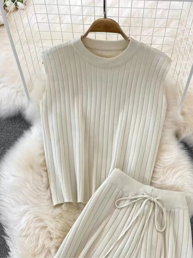 Knitted Autumn 2 Two Piece Set Women Sleeveless Bodycon Modis Ladies Tops High Waist Wide Leg Pants Woman 240813