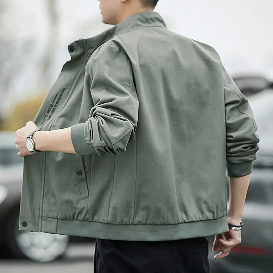 Mens Fashion Jacket Spring and Autumn Stand Collar Outdoor Leisure Windproof Zipper 240812