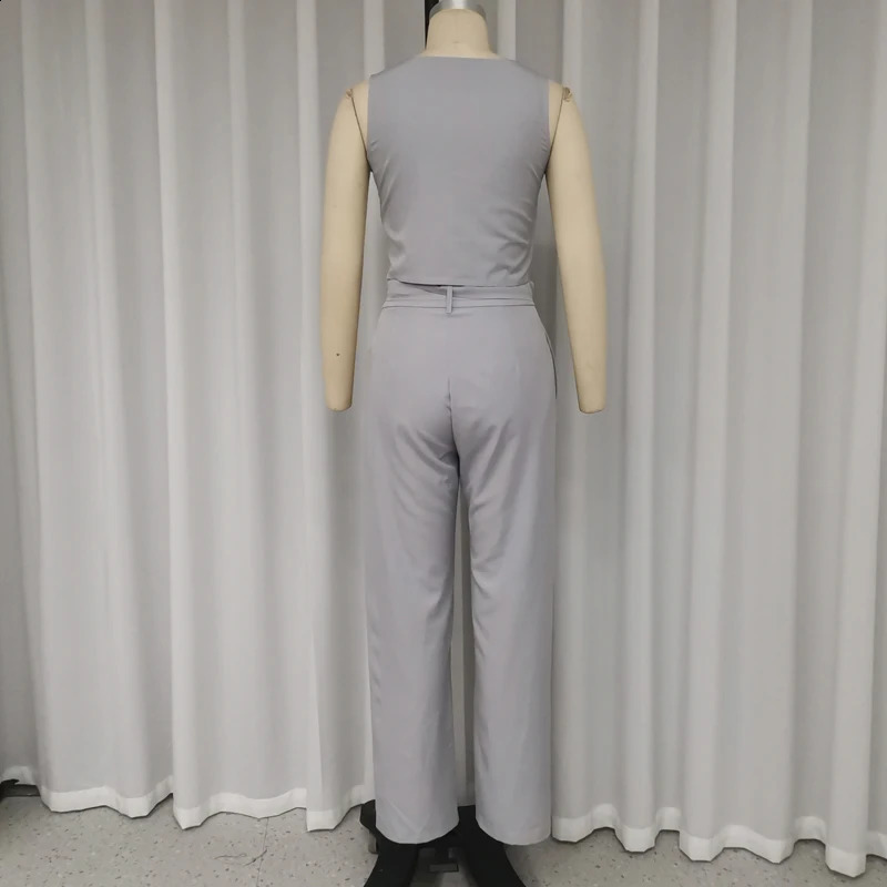 LIYONG Women Two Piece Set Fashion Casual Summer Solid Round Neck Sleeveless Tank Top With Pockets Loose Wide Legs Pants Sets 240813