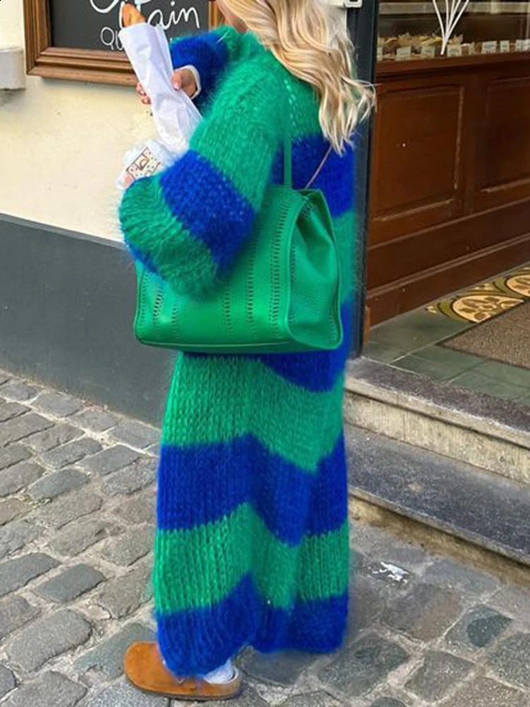 Long Knitted Cardigan Women Casual Striped Sweater Autumn Winter Vintage Loose Maxi Cardigan Lady Elegant Street Jacket Knitwear 240813