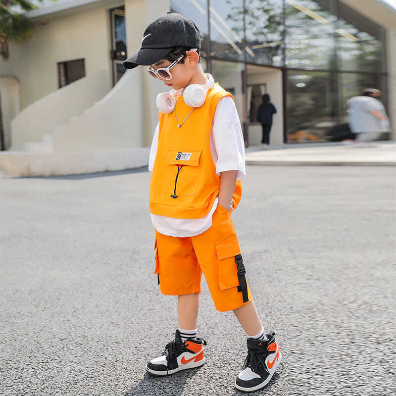 Boys summer suit 2024 summer new boys handsome fashion children's striped short sleeve children's clothes thin R240813